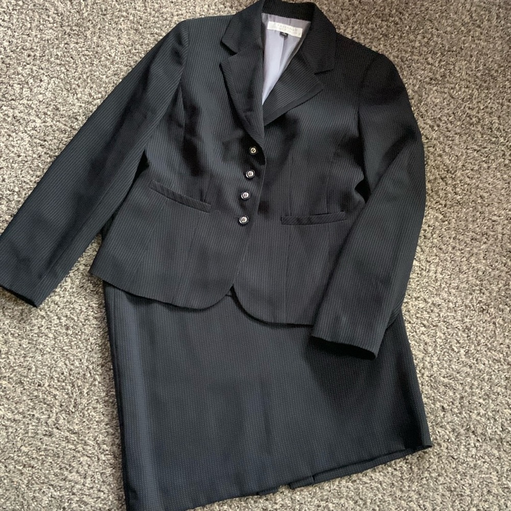Tahari Suit